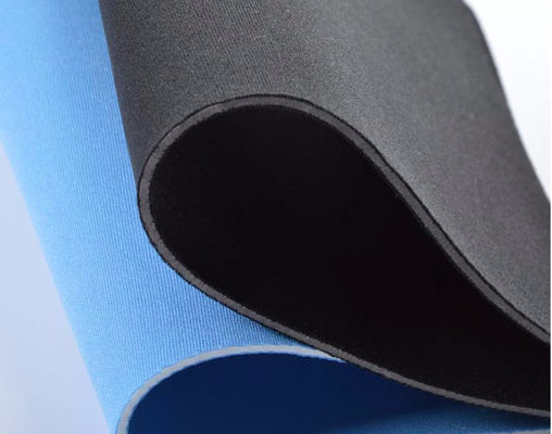 SCRのゴム製 スキューバ ネオプレンのスポンジの泡、柔らかく青い3mmのネオプレンの生地