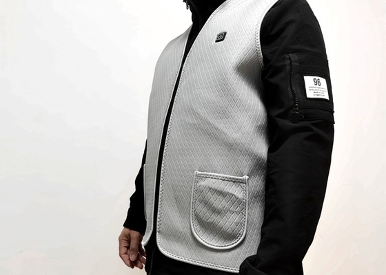 取り外し可能なフードおよび電池のパックが付いているODMの防風の人のスマートな熱くするジャケット